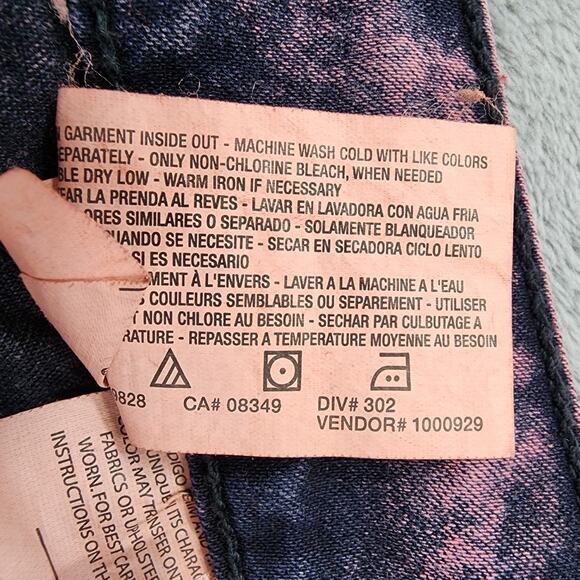 Vintage Y2K GLO Jeans Womens 17 Juniors Pink Stone Wash Mid Rise Skinny Pleated - Picture 7 of 13